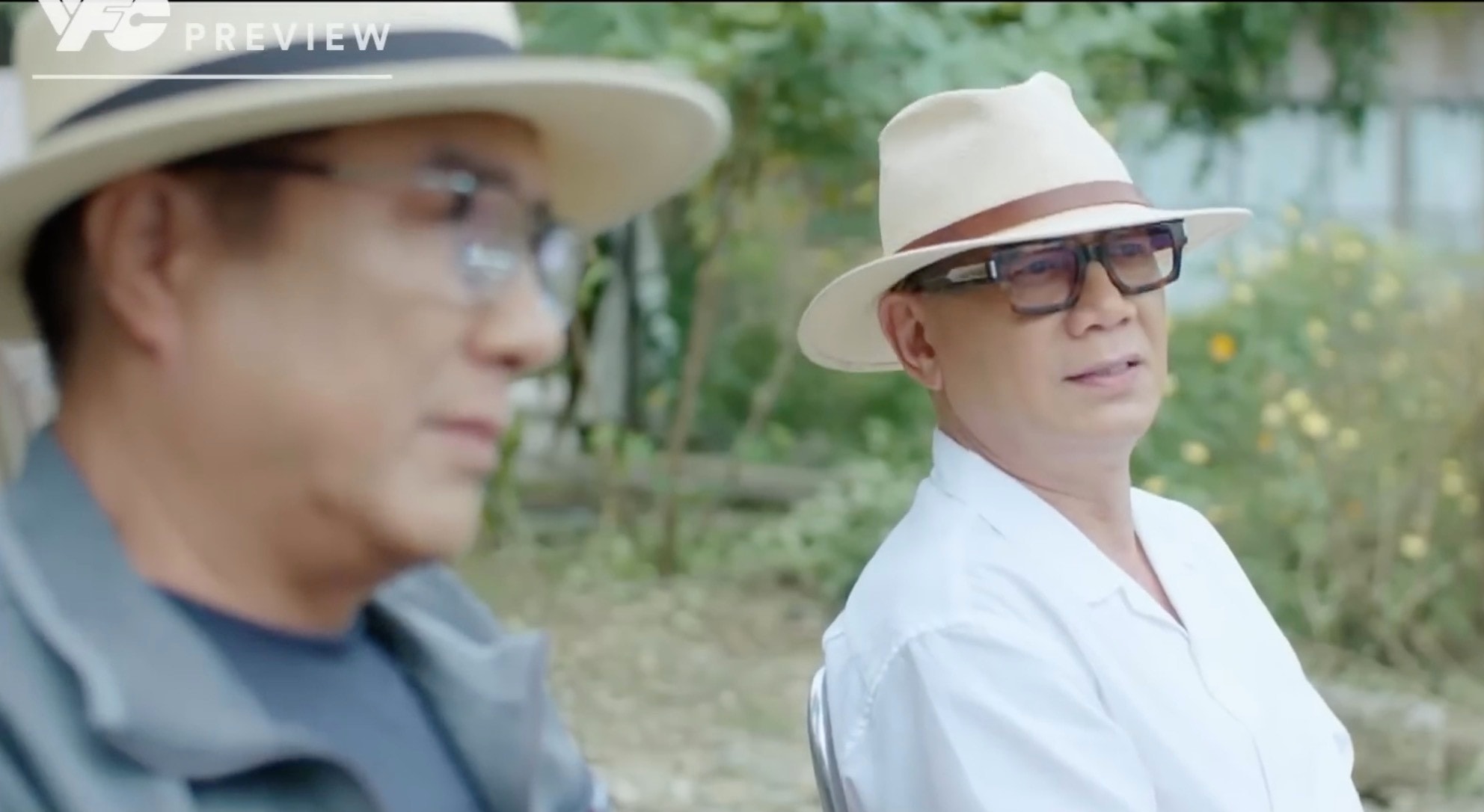 Chủ tịch Thuỷ tố cáo sai phạm của ông Sách với bí thư Sơn.