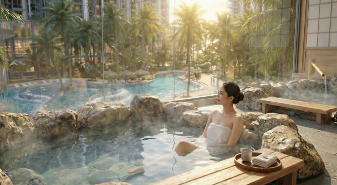 Cư dân thư giãn, trị liệu tại bể khoáng nóng của dự án. Ảnh: Xuân Cầu Holdings