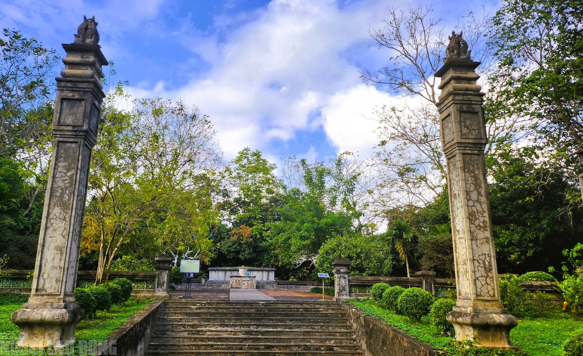 Lăng mộ các vua, hoàng thái hậu ở Lam Kinh- Ảnh 6.