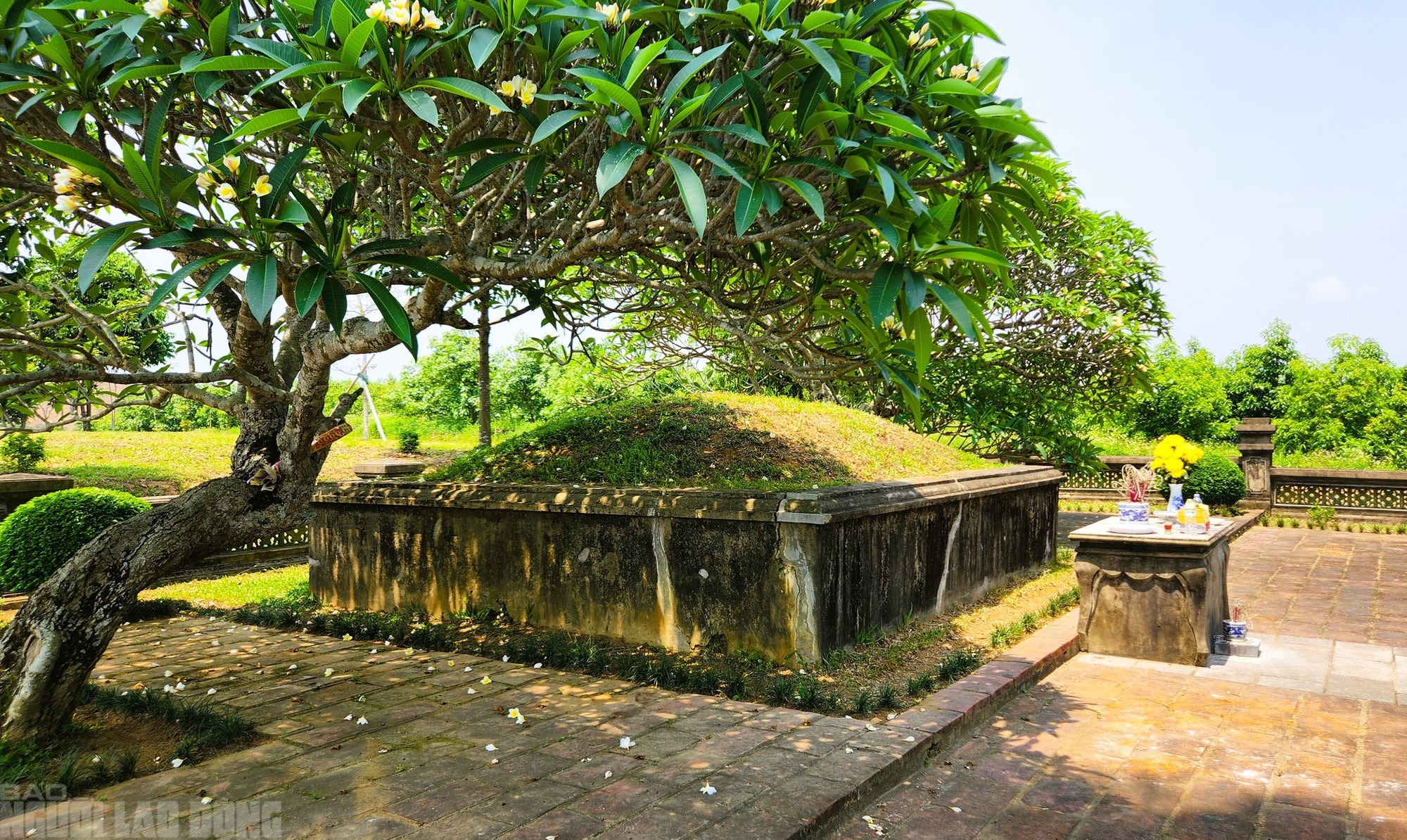 Lăng mộ các vua, hoàng thái hậu ở Lam Kinh- Ảnh 12.