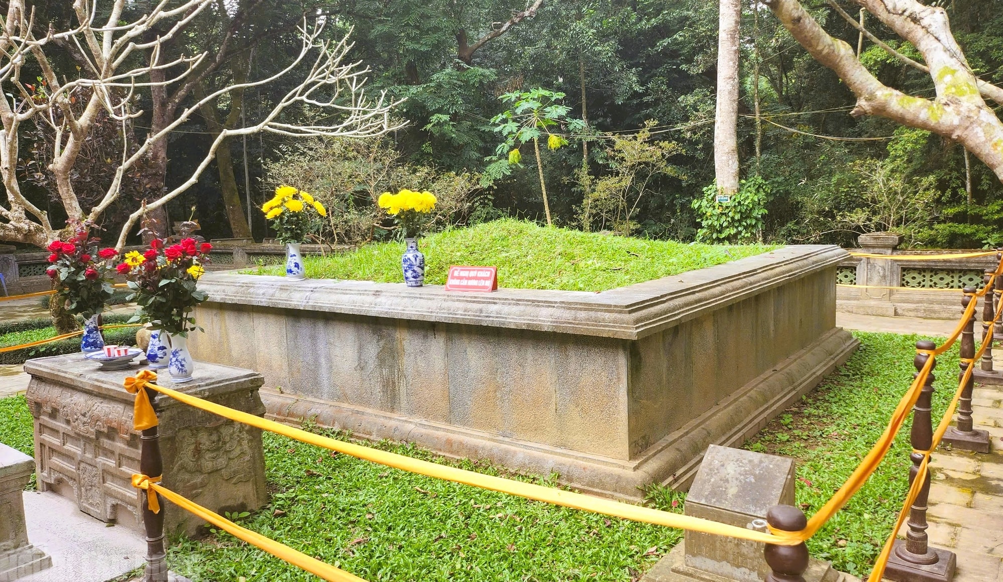 Lăng mộ các vua, hoàng thái hậu ở Lam Kinh- Ảnh 3.