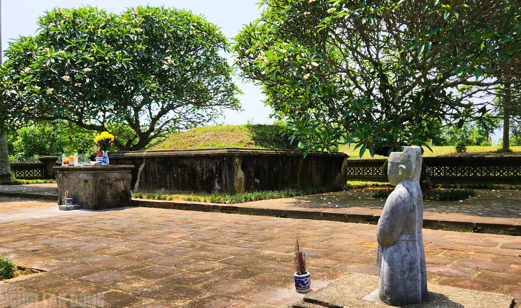 Lăng mộ các vua, hoàng thái hậu ở Lam Kinh- Ảnh 17.