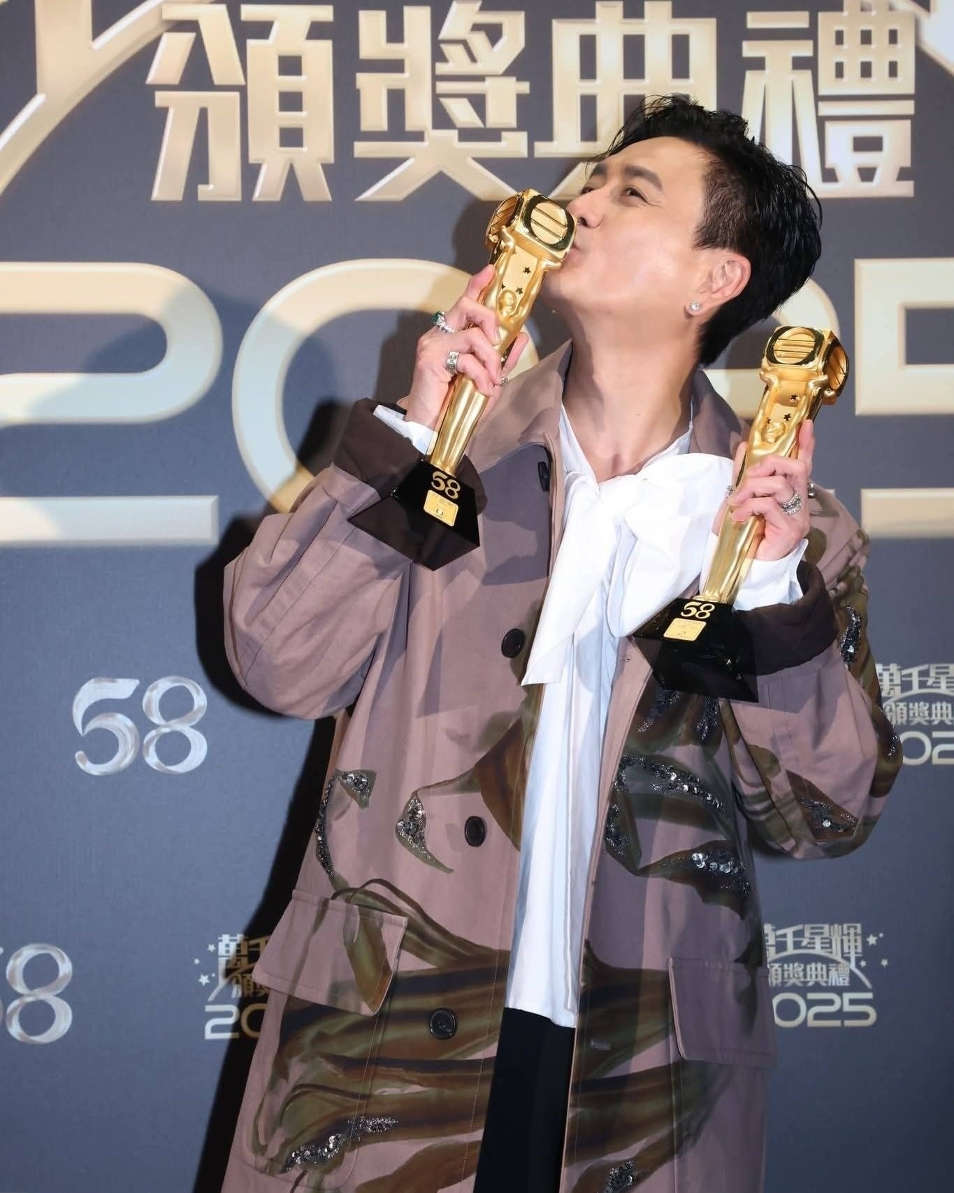 Huỳnh Tông Trạch ảnh 2 Huynh Tong Trach anh 2