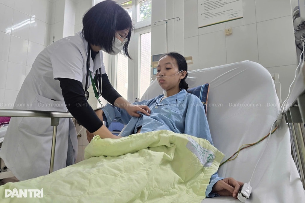 Thiếu 300 triệu đồng mổ tim, người mẹ 24 tuổi xin xuất viện về nhà chờ chết - 5