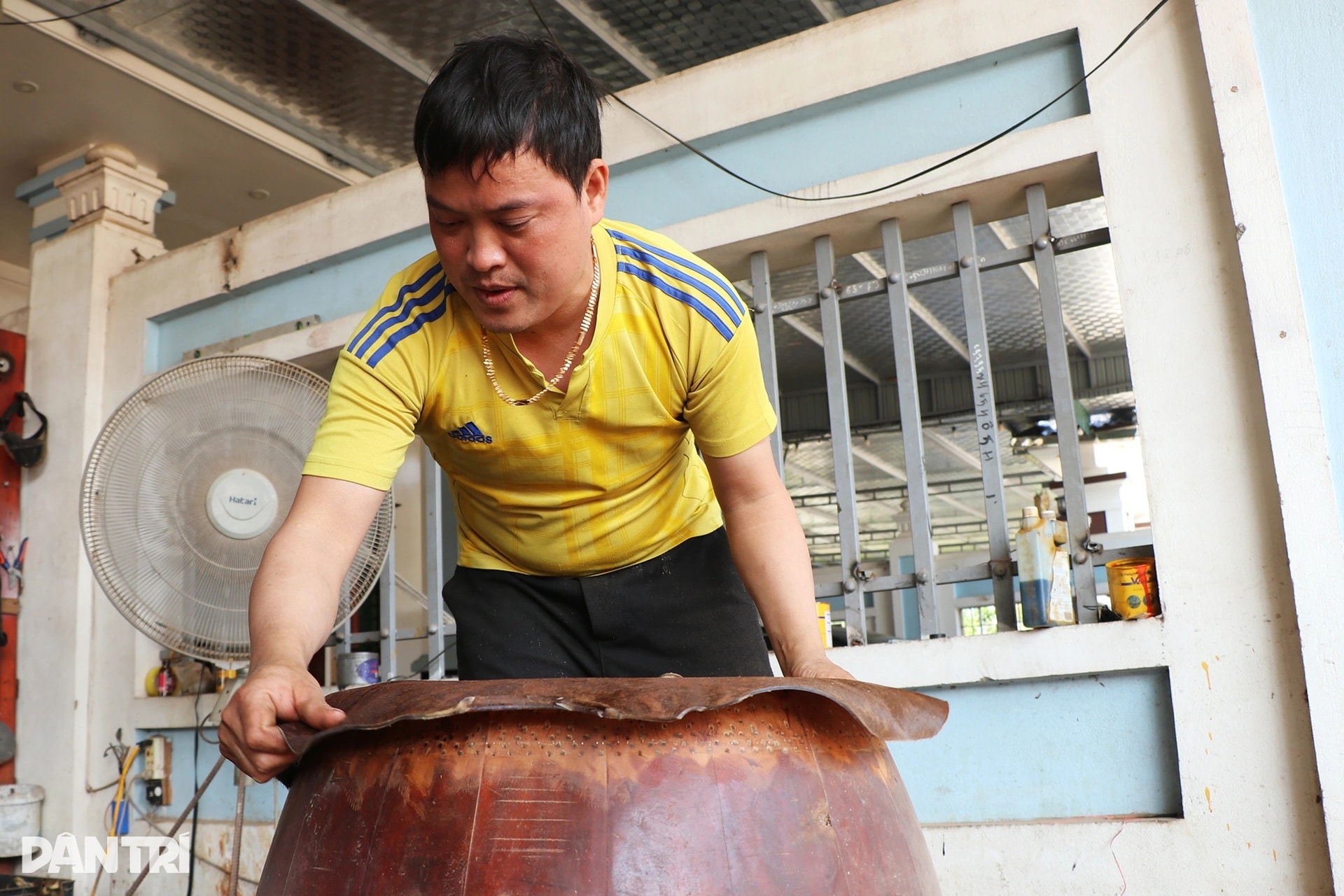 Nghề tay gõ nhịp, chân nhún nhảy vào vụ Tết - 7