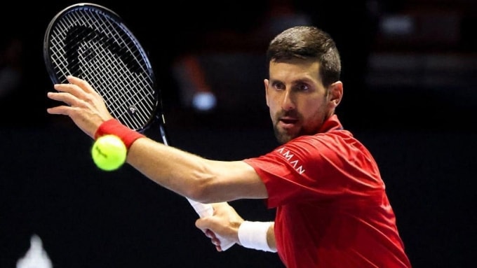 Djokovic trong sự kiện biểu diễn Six Kings Slam tại Riyadh, Arab Saudi tháng 11/2025. Ảnh: Reuters