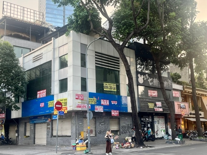 Thị trường giao dịch nhà riêng TP HCM ảm đạm cuối năm. Ảnh: Phương Uyên