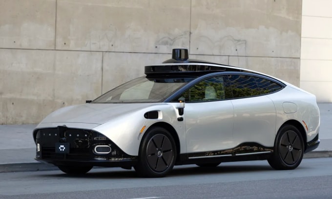 Mẫu Robotcar của hãng Tensor sẽ là nơi trình diễn công nghệ tự lái tại CES, với vô-lăng sẽ biến mất khi không cần con người điều khiển. Ảnh: Tensor