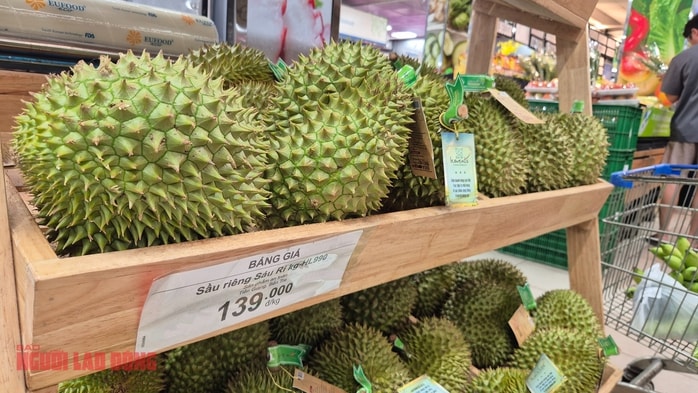 Giá sầu riêng tăng 10 . 000 Đồng / kg chỉ sau 3 ngày do đứt hàng - Ảnh 2.