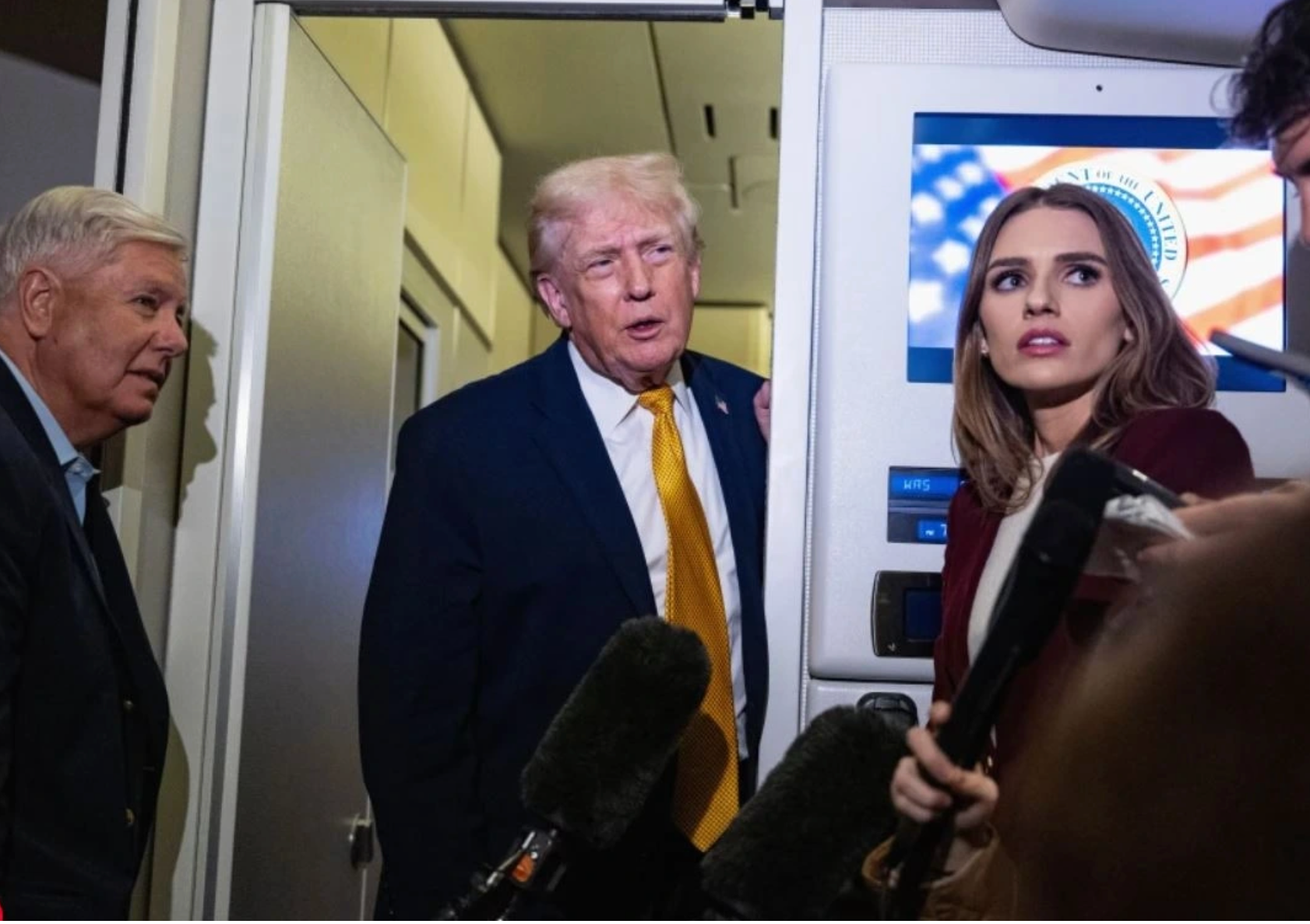 Tổng thống Mỹ Donald Trump tái khẳng định ý định giành quyền kiểm soát Greenland. Ảnh: AP