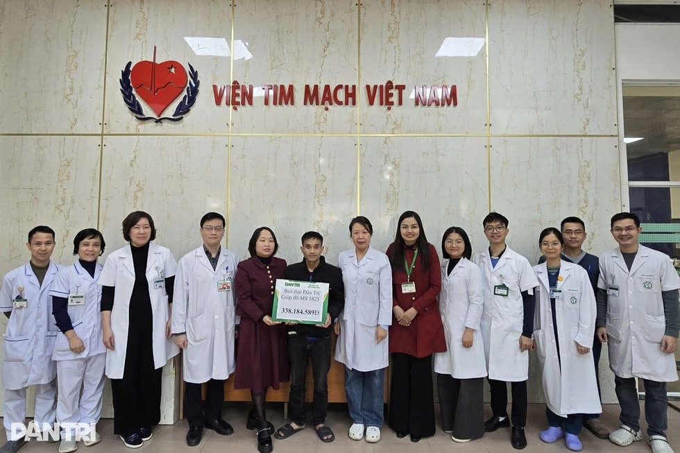 Khẩn cấp trao hơn 338 triệu đồng tiếp sức người mẹ trẻ chờ mổ tim - 1 Khẩn cấp trao hơn 338 triệu đồng tiếp sức người mẹ trẻ chờ mổ tim - 1