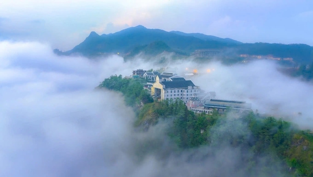 Tuyết phủ Fansipan, Sa Pa trở thành điểm tăng trưởng nhanh nhất châu Á - 2