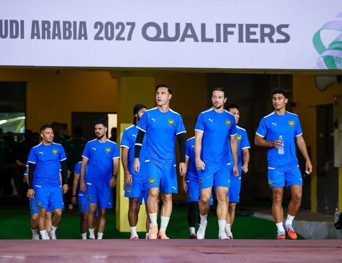 Cầu thủ Malaysia tập luyện tại sân Bukit Jalil ở Kuala Lumpur, Malaysia ngày 17/11/2025. Ảnh: MalaysiaNT