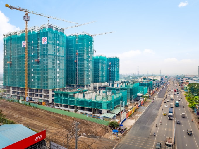 Tiến độ xây dựng thực tế các tòa tháp đầu tiên của La Pura thời điểm tháng 1. Ảnh: Phát Đạt