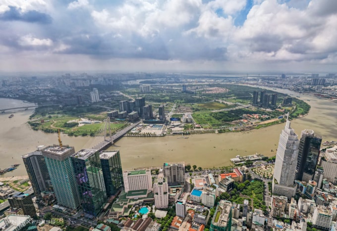 Khu đô thị Thủ Thiêm tháng 7/2025, nhìn từ trung tâm TP HCM. Ảnh: Quỳnh Trần