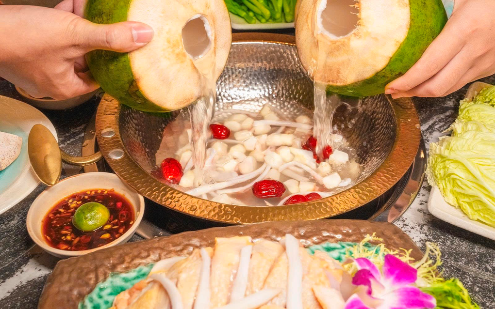 Lửa Đỏ Tân Cương: Thưởng thức ẩm thực Trung Hoa ngay giữa lòng Hà Nội - 1