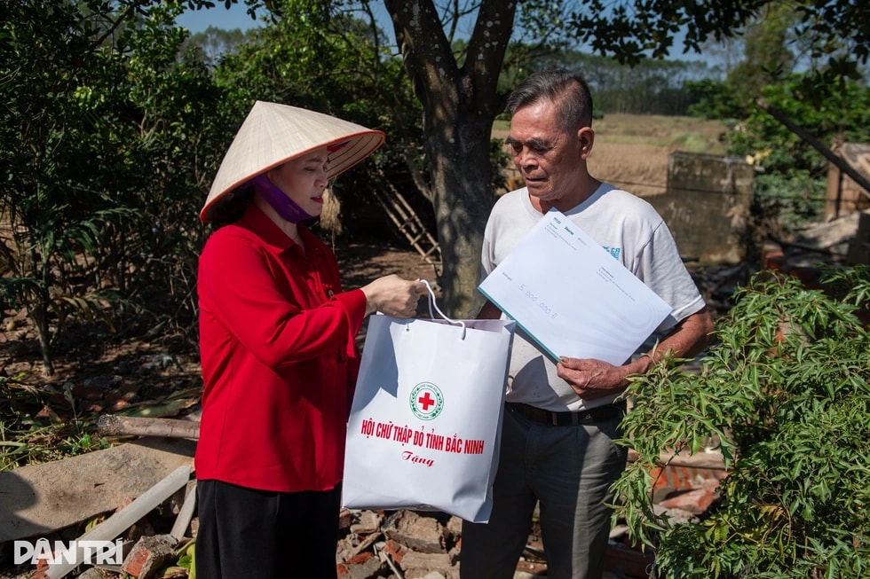 Sau lũ dữ, người dân Bắc Ninh mong Tết đến vững lòng hơn - 3