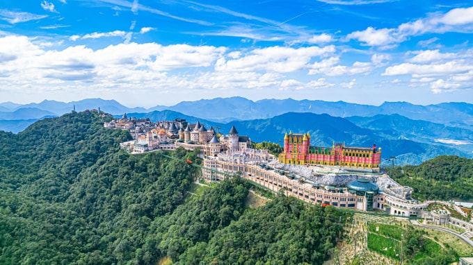 Toàn cảnh Sun World Ba Na Hills. Ảnh: Sungroup