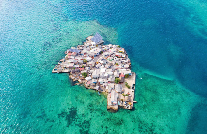 Toàn bộ đảo nhìn từ trên cao. Ảnh: iStock