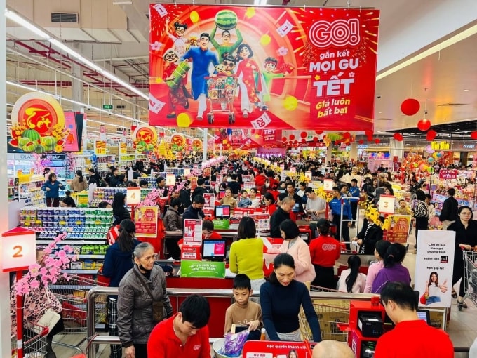 Người dân mua sắm tại Go!. Ảnh: Central Retail
