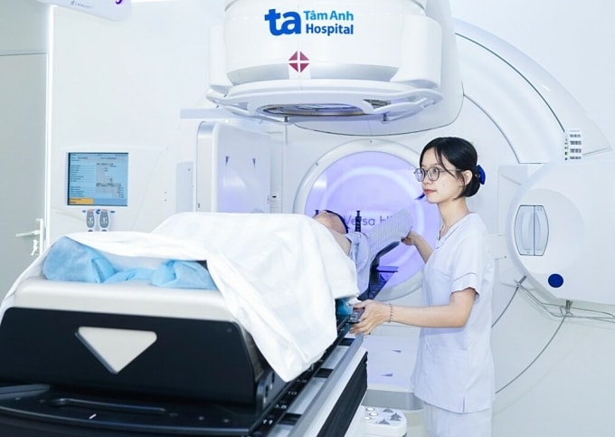 Bà Tô đang xạ trị tại Bệnh viện Đa khoa Tâm Anh. Ảnh: Bệnh viện cung cấp