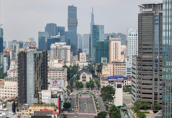 Bất động sản khu trung tâm TP HCM, trục đường Lê Lợi tháng 10/2025. Ảnh: Quỳnh Trần