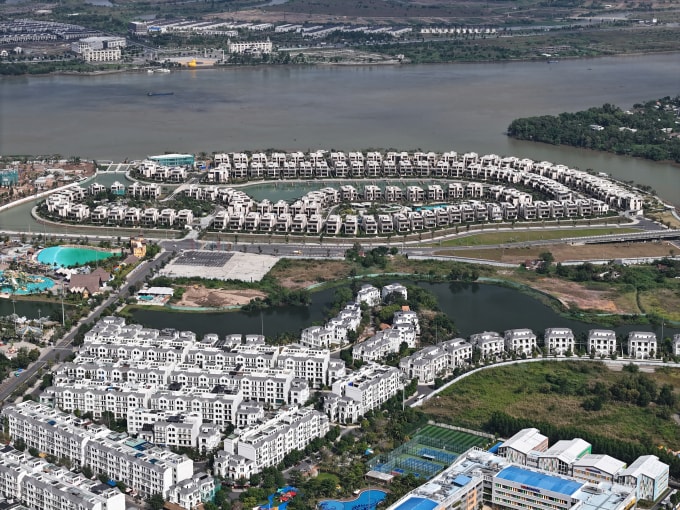 Bất động sản khu Đông TP HCM với dự án nhà phố. Ảnh: Quỳnh Trần