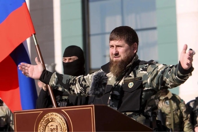 Lãnh đạo Cộng hòa Chechnya Ramzan Kadyrov phát biểu tại thủ đô Grozny hồi năm 2022. Ảnh: AP