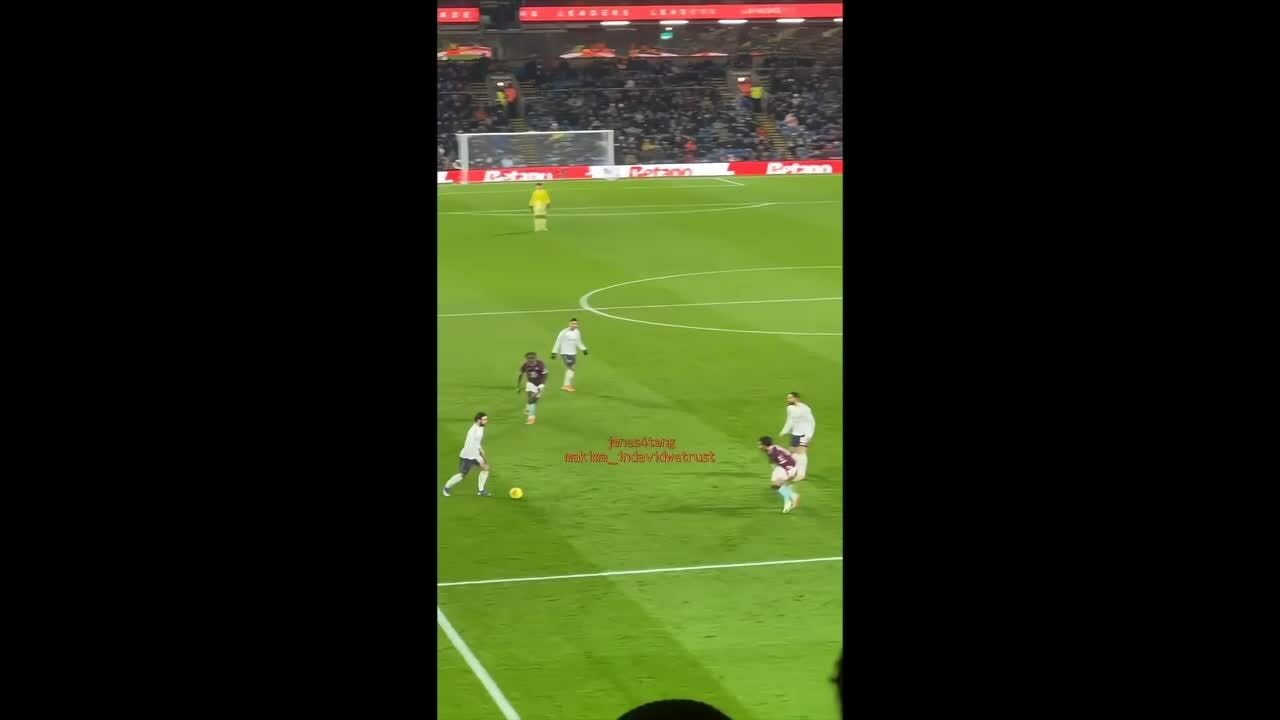 Man Utd rơi điểm trước đội áp chót Ngoại hạng Anh