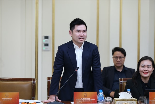 Con trai bầu Hiển nhận thêm nhiệm vụ mới- Ảnh 1. Con trai bầu Hiển nhận thêm nhiệm vụ mới- Ảnh 1.