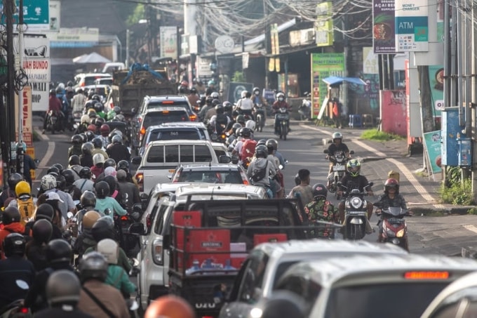 Ùn tắc giao thông tại khu vực Canggu, Bali. Ảnh: SCMP
