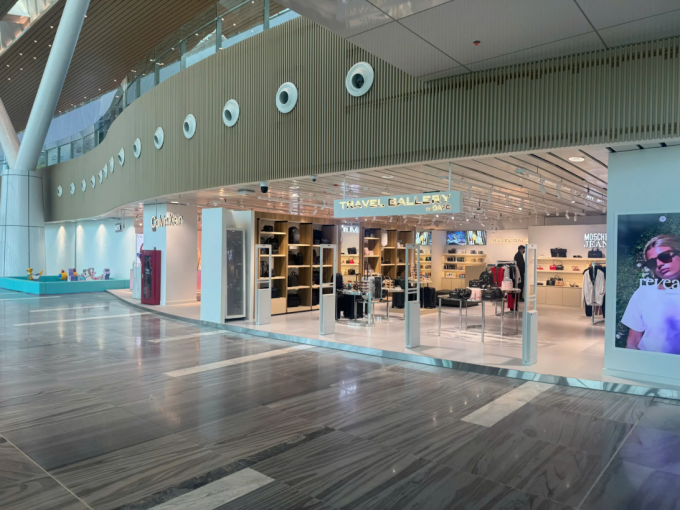 Travel Gallery by DAFC tại Nhà ga T3 - Cảng hàng không quốc tế Tân Sơn Nhất. Ảnh: DAFC