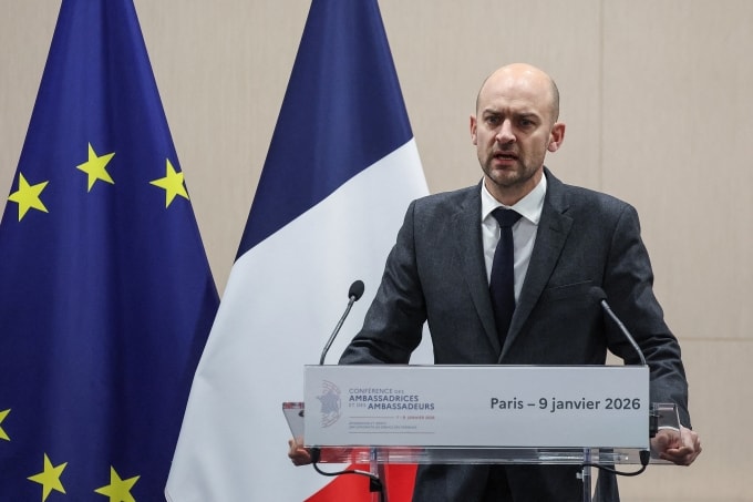 Ngoại trưởng Pháp Jean-Noel Barrot phát biểu tại Hội nghị Đại sứ ở Paris ngày 9/1. Ảnh: AFP