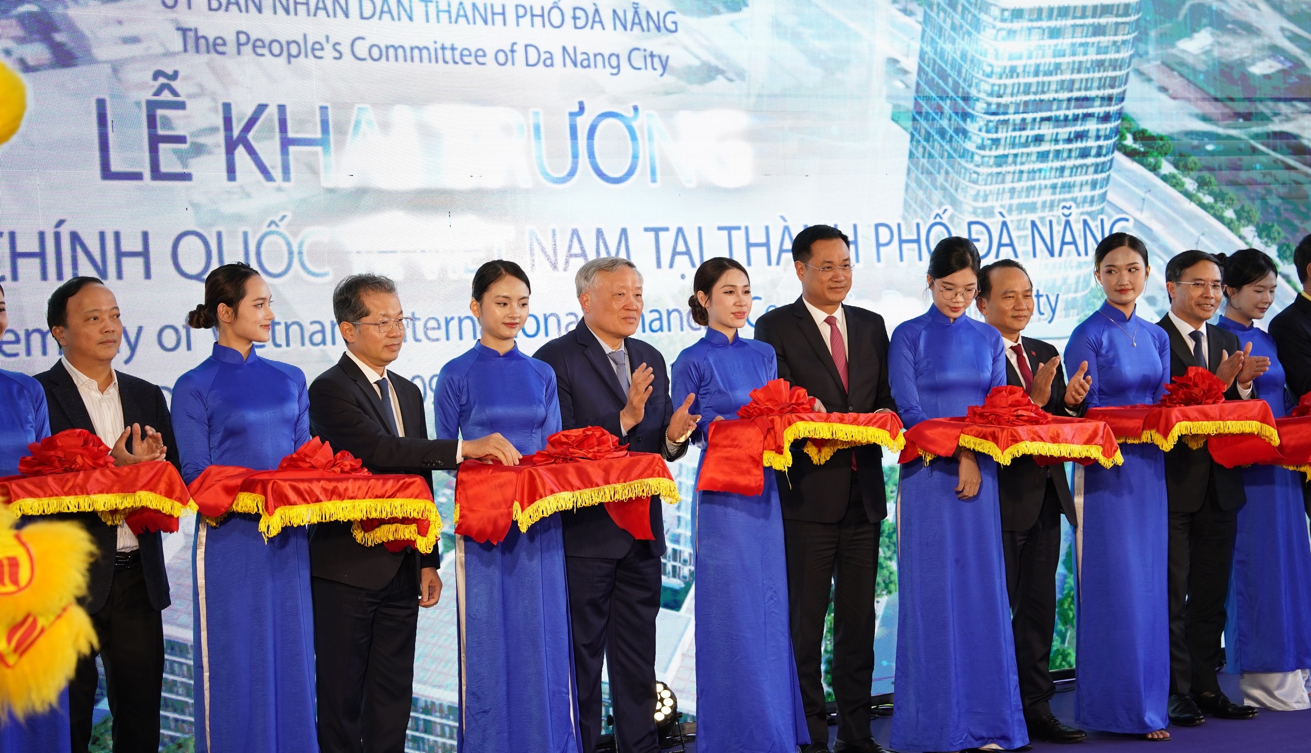 Chính thức khai trương Trung tâm tài chính quốc tế Việt Nam tại Đà Nẵng - Ảnh 1.