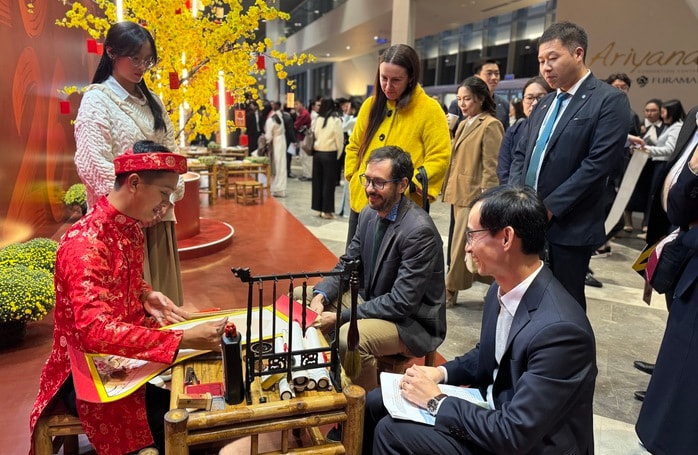 Đà Nẵng thu hút hơn 37.000 tỉ đồng vốn đầu tư, công bố Nghị quyết tạo động lực mới  - Ảnh 2.