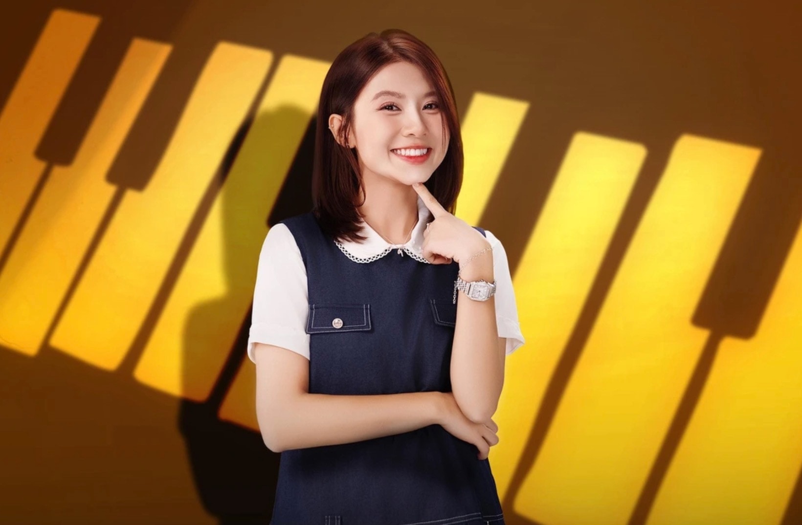 Chang Mây là diễn viên được khán giả chú ý khi cùng lúc xuất hiện trong 