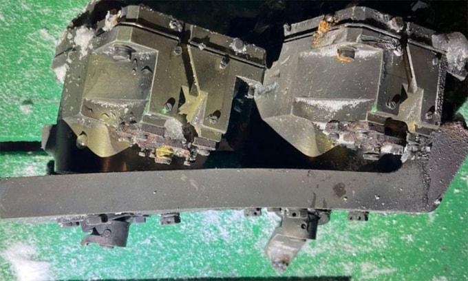 Mảnh vỡ tên lửa Oreshnik mà Ukraine thu được ngày 9/1. Ảnh: SBU