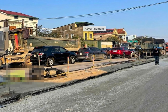 Hiện vụ tai nạn, chiều 10/1. Ảnh: Hùng Lê