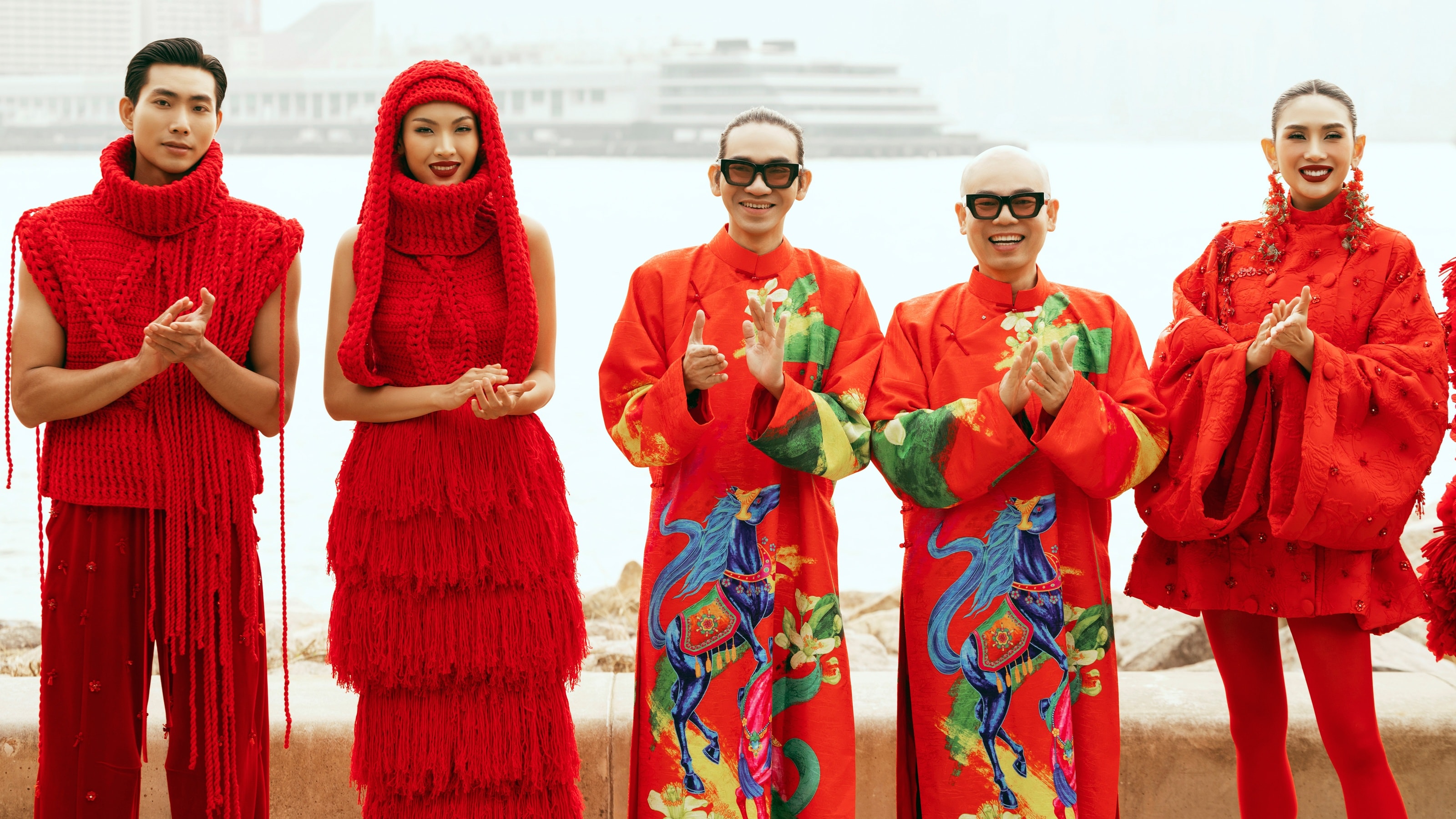 Toàn cảnh show thời trang ở Hong Kong của Vũ Ngọc và Son