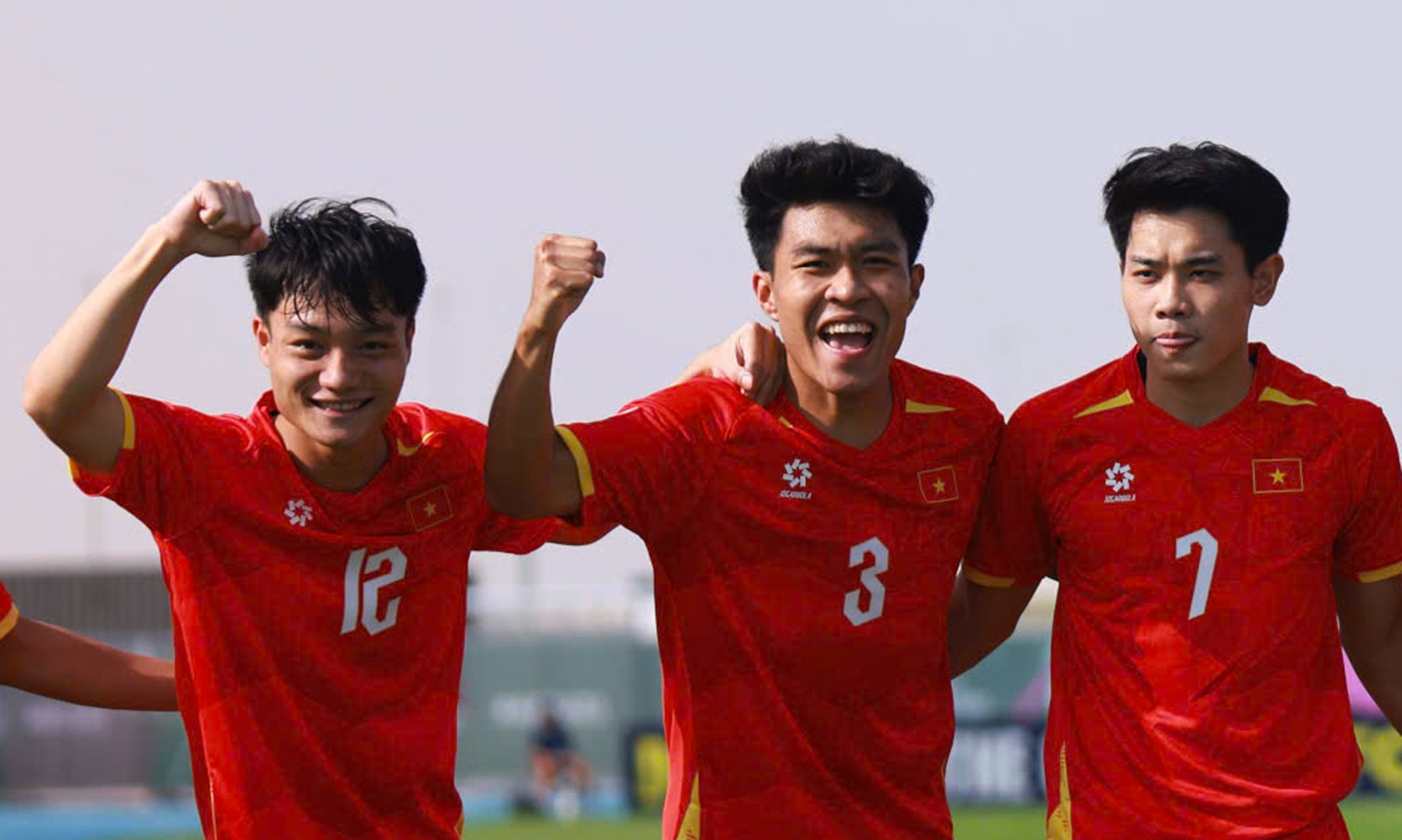 U23 Việt Nam nắm lợi thế lớn trong cuộc cạnh tranh suất đi tiếp.