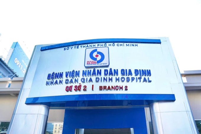 Bệnh viện Nhân dân Gia Định cơ sở 2 đặt tại trung tâm TP HCM, trên cơ sở cũ của Bệnh viện Đa khoa Sài Gòn. Ảnh: Minh Toàn