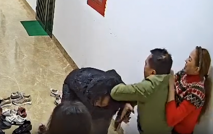 Hiện trường xảy ra sự việc. Ảnh: Cắt từ video