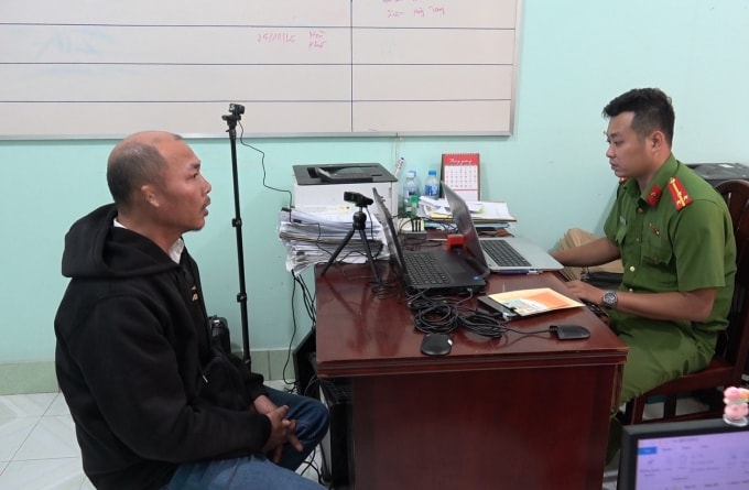 Nguyễn Đức Tín tại cơ quan điều tra. Ảnh: Thanh Việt