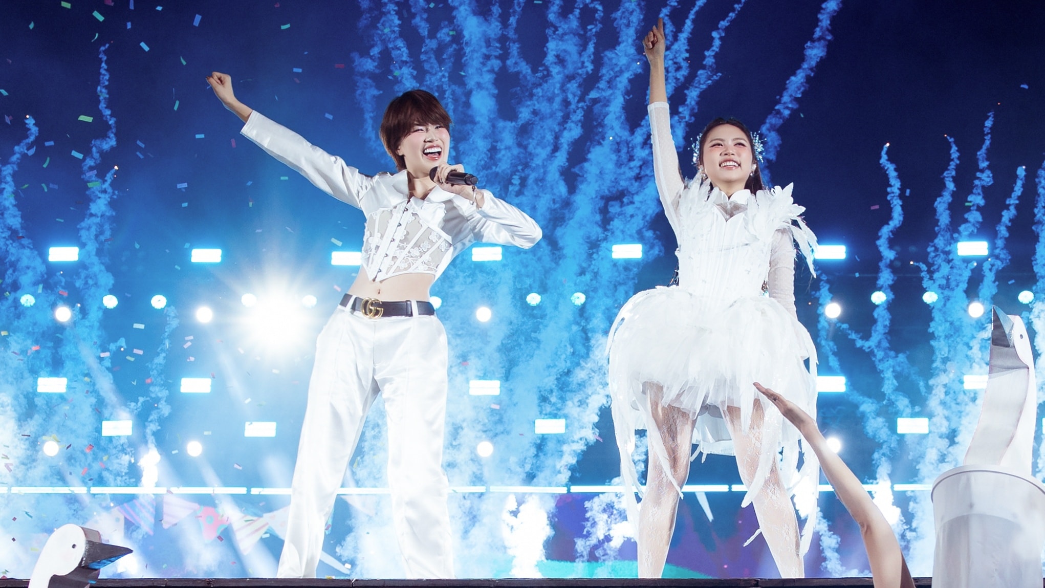 Phương Mỹ Chi, Pháo bùng nổ với mashup 