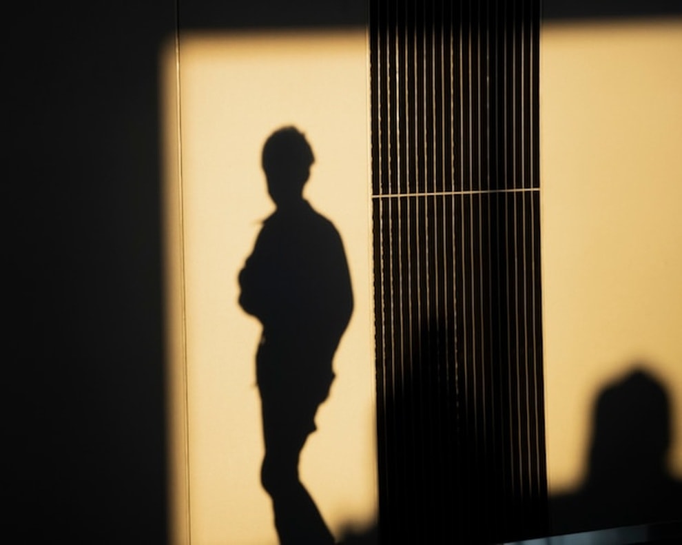 Tôi bắt gặp chồng vào nhầm phòng của chị giúp việc lúc nửa đêm - 1 Tôi bắt gặp chồng vào nhầm phòng của chị giúp việc lúc nửa đêm - 1