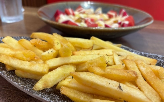 Khoai tây chiên chứa nhiều tinh bột, chất béo không lành mạnh. Ảnh: Anh Chi