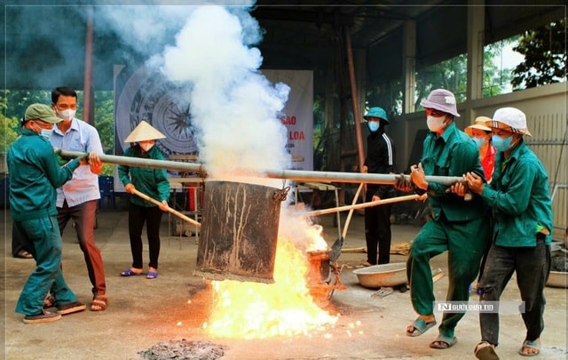 Về làng Trà Đông nơi có chiếc trống đồng lớn nhất Việt Nam dịp cận Tết- Ảnh 4.