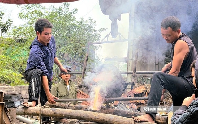 Về làng Trà Đông nơi có chiếc trống đồng lớn nhất Việt Nam dịp cận Tết- Ảnh 5.