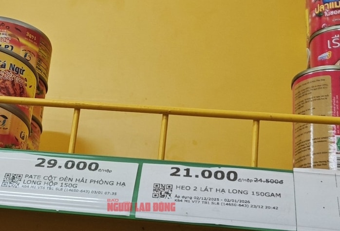 Lúng túng thu hồi đồ hộp Hạ Long - Ảnh 1.