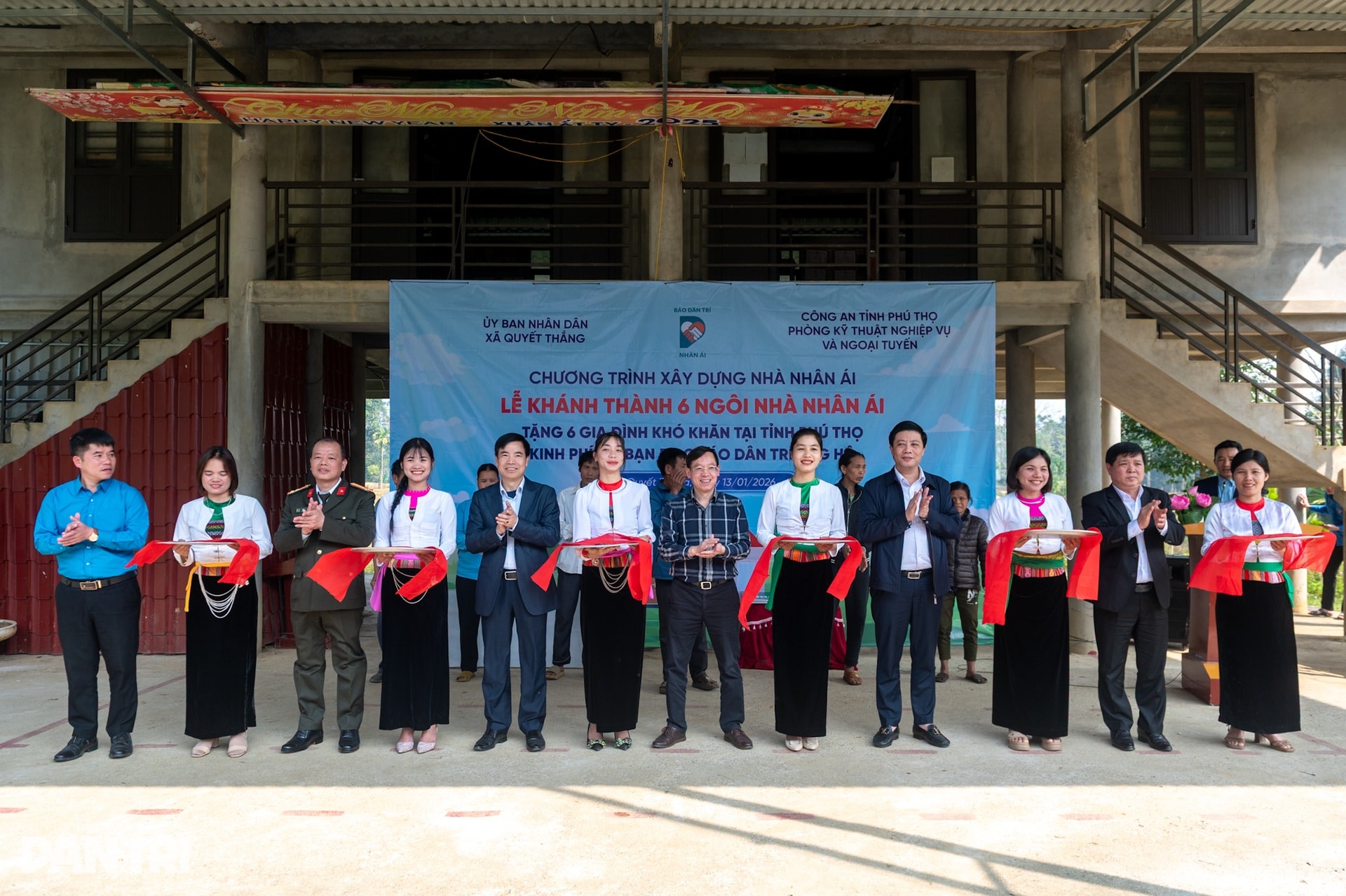 Khánh thành nhà Nhân ái, giúp 6 hộ nghèo ở Phú Thọ hoàn thành giấc mơ an cư - 1